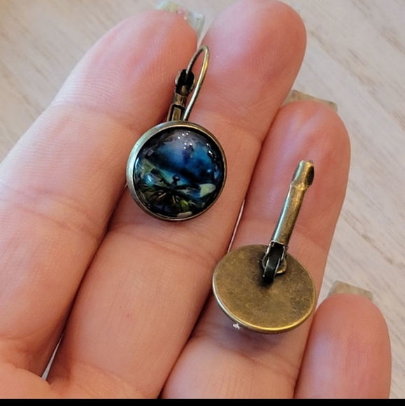 Dragonfly Aquascape Domed Vintage Style Button Dangle Earrings - Picture 3 of 3